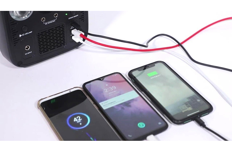 1000W Long Life Solar Generator For Emergency Charging